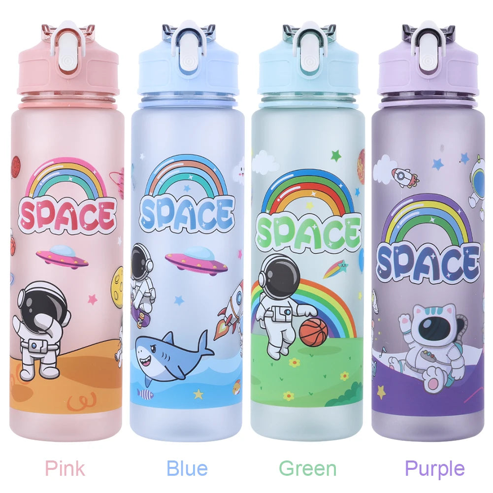 Cartoon Astronaut Water Bottle with Straw 800 ml