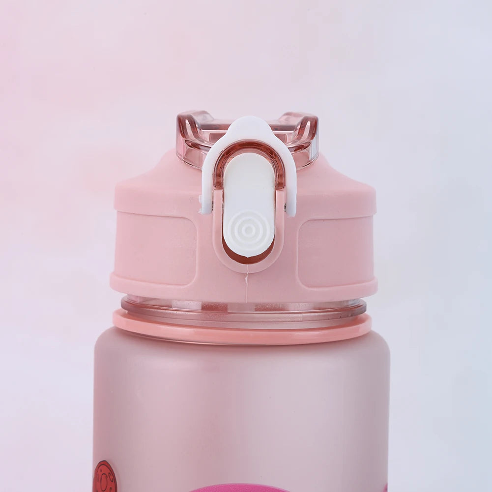 Cartoon Astronaut Water Bottle with Straw 800 ml